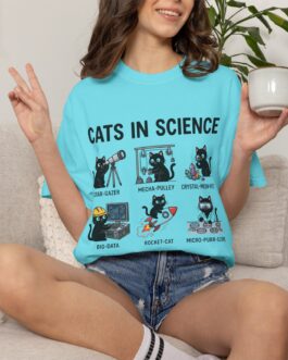 Cats in Science T-Shirt | Cute Scientist Cat Illustrations